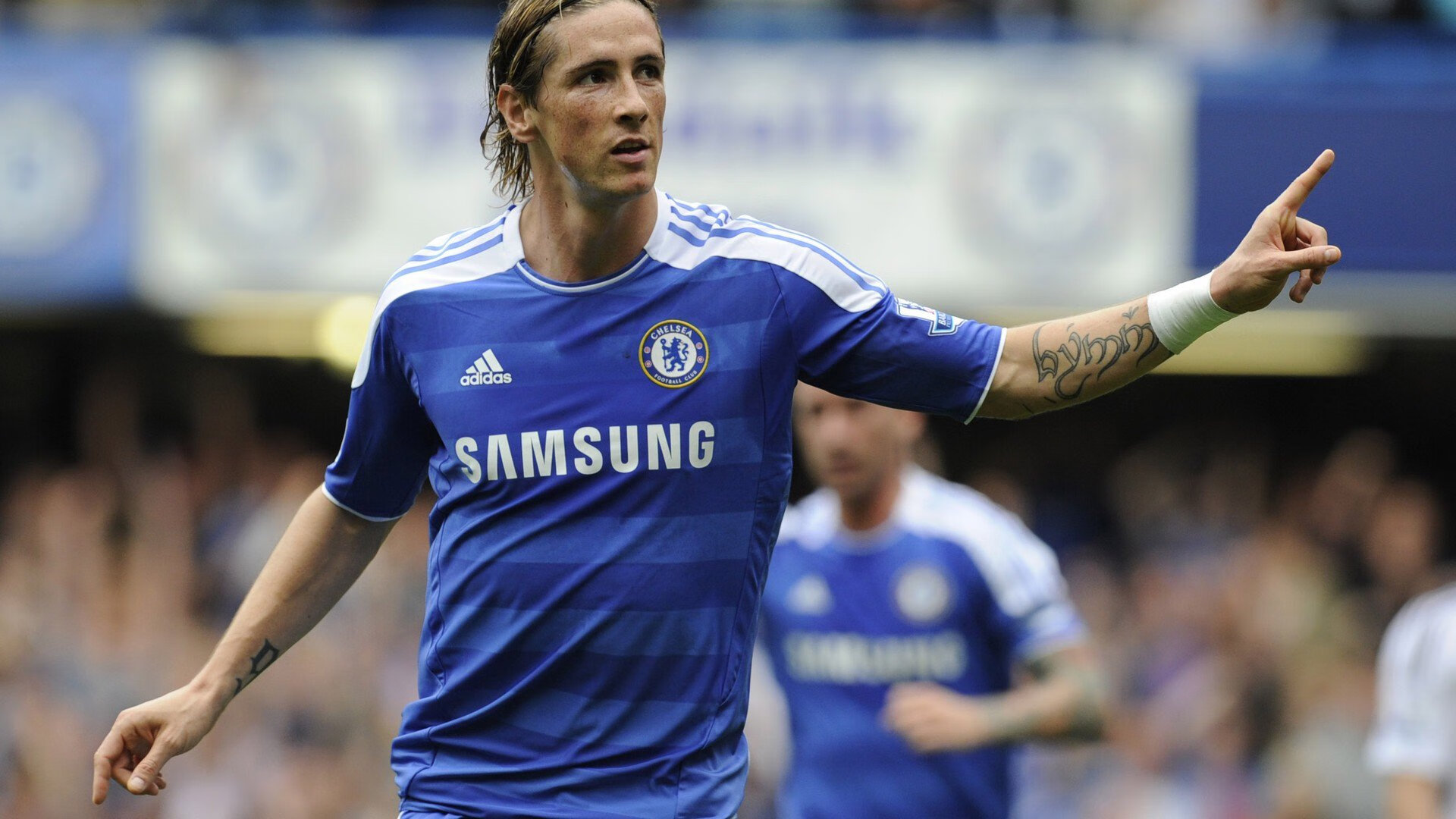 体育新闻中心深度评论专稿,关于体育的新闻评论