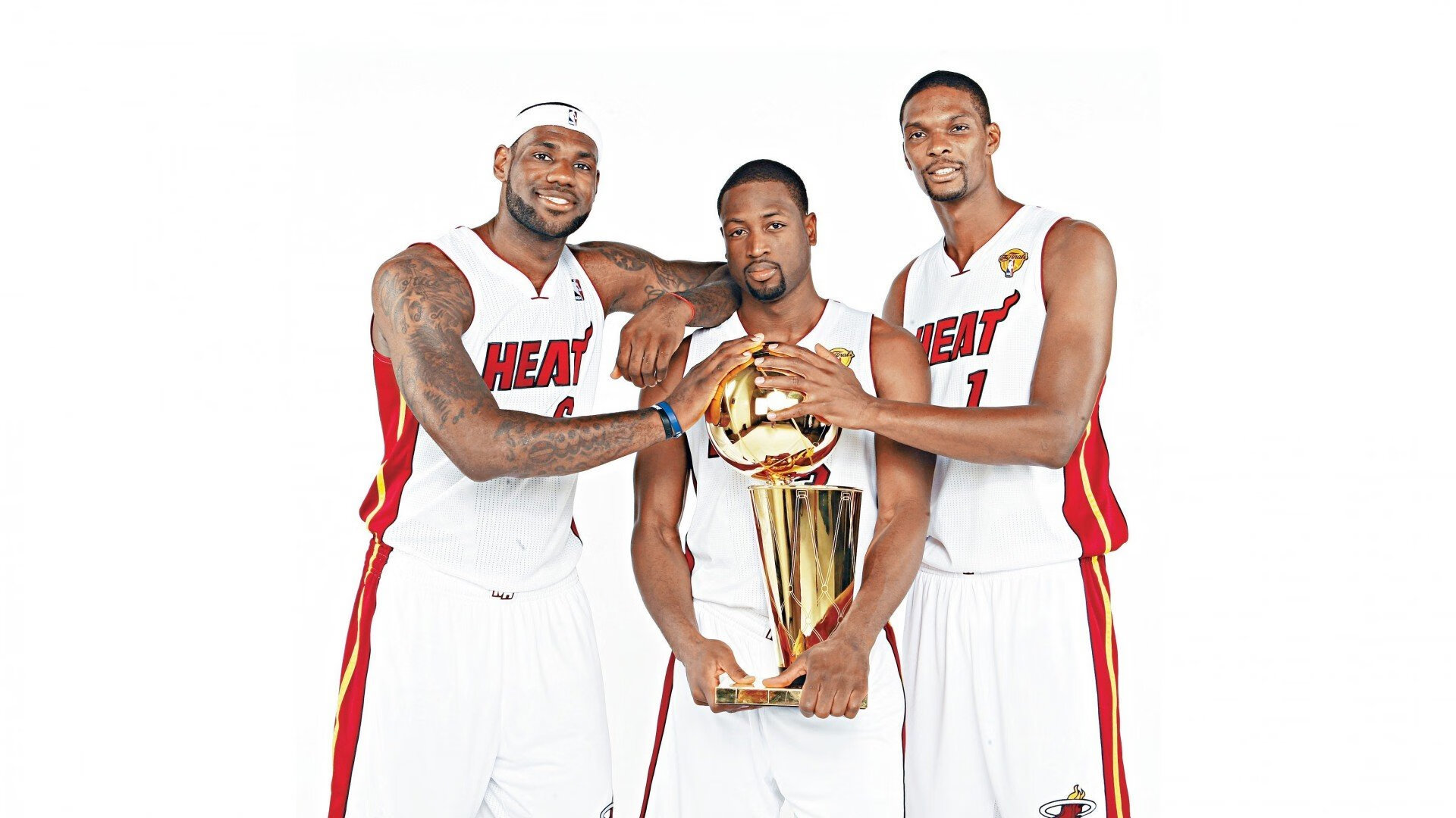 杜兰特带火箭小弟逛街！与名宿交换球衣多项数据联盟第一体现价值