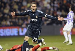 开云体育官网下载安装-威少连续三场20+表现惊艳，美球迷回忆17年辉煌，威少连续三双场次记录